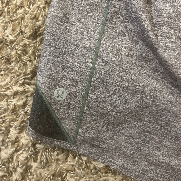 lulu shorts - Picture 2 of 2